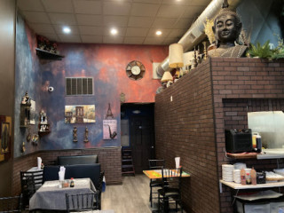 restaurant image