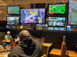 restaurant image