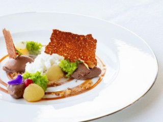restaurant image