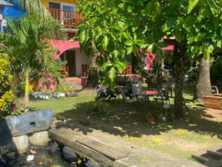 restaurant image