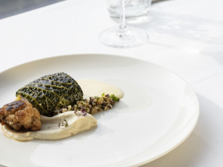 restaurant image