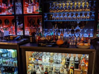 restaurant image