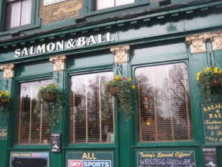 restaurant image