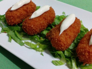 restaurant image