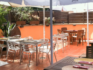 restaurant image