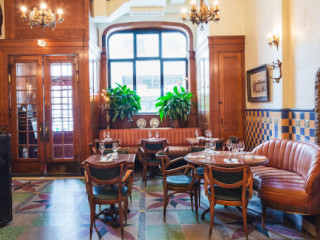 restaurant image