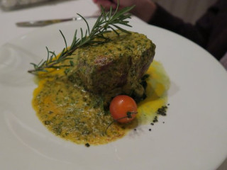 restaurant image