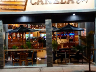 restaurant image