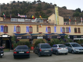 restaurant image