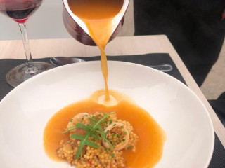 restaurant image