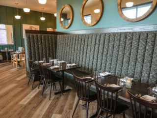 restaurant image