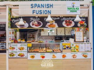 restaurant image