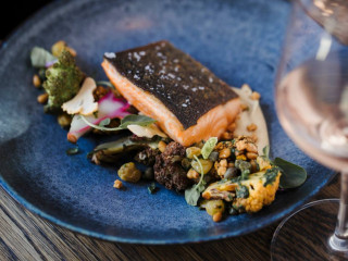 restaurant image