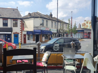 restaurant image