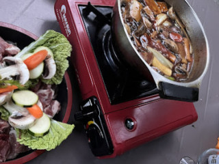 restaurant image