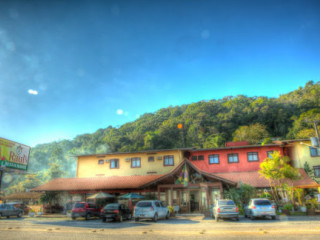 restaurant image