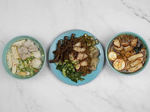 Wei Xin Shi Wantan Mee Taman Nibong Tebal Jaya Wei Xin Shi Wantan Mee Taman Nibong Tebal Jaya