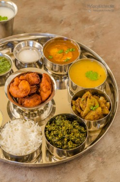 Æg Thali Æg Thali