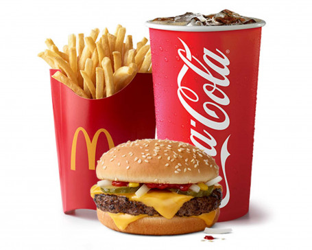 Quarter Pounder Med Ostemåltid Quarter Pounder Med Ostemåltid