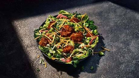 Halv Citrus Asiatisk Crunch Salat Med Kylling Halv Citrus Asiatisk Crunch Salat Med Kylling