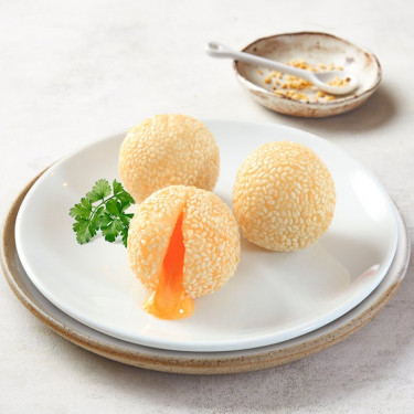 Golden Lava Mochi Golden Lava Mochi
