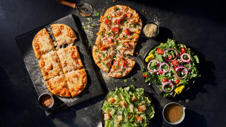 2 Fladbrødspizza Familiefest Med Vaniljekanelsnurrer 2 Fladbrødspizza Familiefest Med Vaniljekanelsnurrer