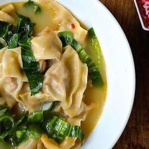 15. Wonton Suppe 15. Wonton Suppe