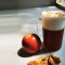 Píng Guǒ Cuì Cuì Fēng Táng Jiān Guǒ Nǎi Gài Chá Apple Tea With Nut Cream Crispy Apple Chips Maple Syrup