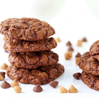 Reese's Peanut Butter Cup Cookie Reese's Peanut Butter Cup Cookie