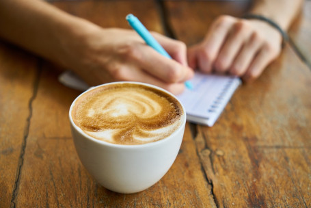 Hot Latte Hot Latte