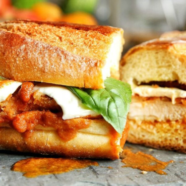 Kylling Parm Hero Kylling Parm Hero